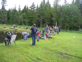 une partie de nos nombreux pêcheurs aujourd'hui! - Journée de pêche 2017